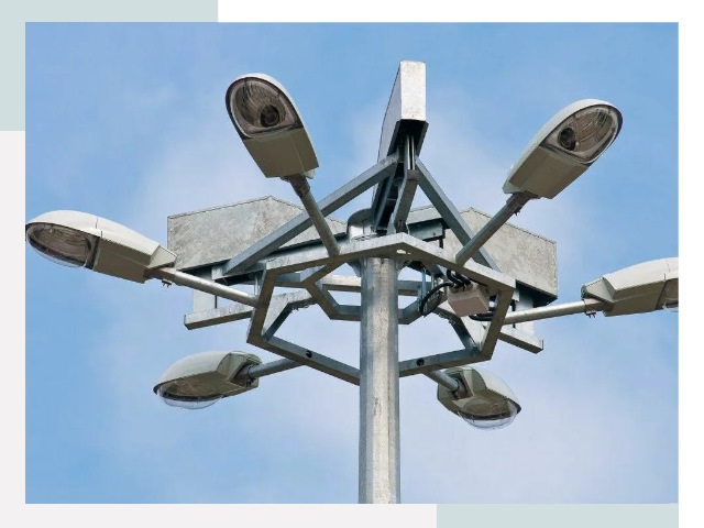 Монтаж осветительных мачт в Перми